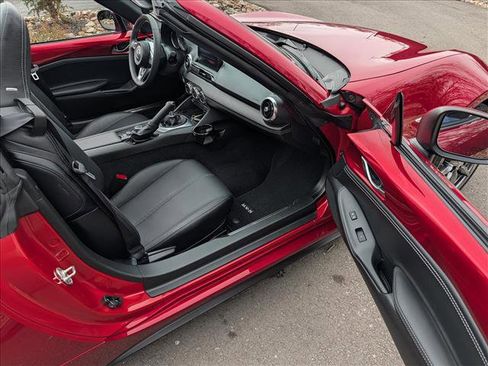 Used 2021 MAZDA MX-5 Miata RF Grand Touring image 20
