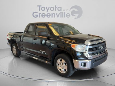 Used 2015 Toyota Tundra SR5 w/ T4 Package AWD/4WD image 8