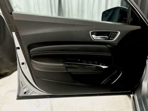 Used 2020 Acura TLX V6 w/ Technology Package image 32