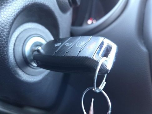 Used 2019 Kia Soul Base image 25