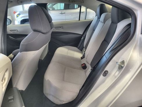 Used 2022 Toyota Corolla LE FWD image 22