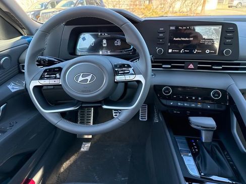 New 2026 Hyundai Elantra SEL Sport image 18