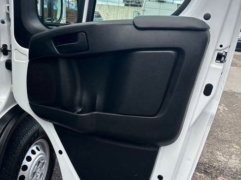 Used 2025 RAM ProMaster 2500 w/ Convenience Group FWD image 27