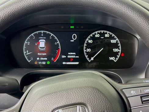 New 2026 Honda HR-V LX image 13