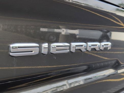 Used 2023 GMC Sierra 2500 AT4 w/ AT4 Preferred Package AWD/4WD image 33