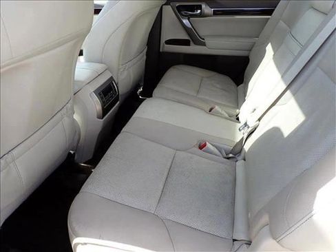 Used 2015 Lexus GX 460 image 10