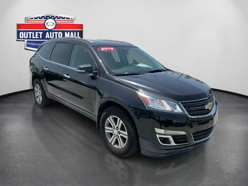 Used 2015 Chevrolet Traverse LT FWD image 1