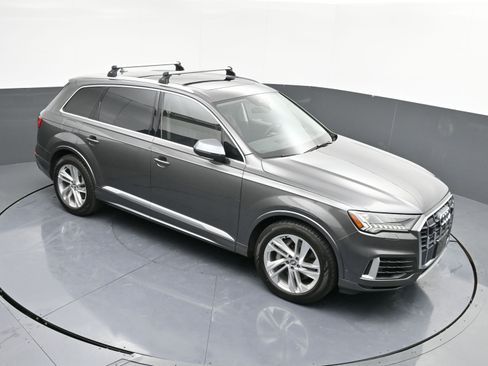 Used 2020 Audi Q7 3.0T Prestige w/ Prestige Package image 34