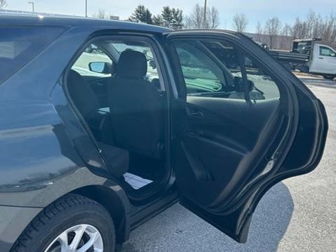 Used 2020 Chevrolet Equinox LT w/ Driver Convenience Package image 48