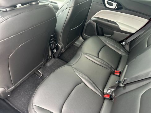 New 2026 Jeep Compass Limited image 11