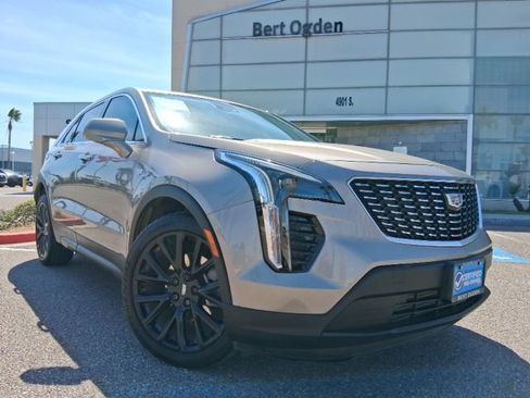 Used 2023 Cadillac XT4 Luxury FWD image 1
