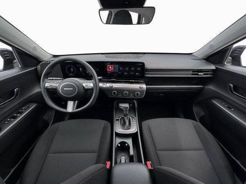 New 2026 Hyundai Kona SE image 13