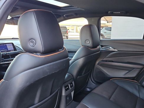 Used 2021 Cadillac CT4 V w/ Technology Package image 6