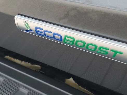 Certified 2022 Ford F150 XLT w/ Equipment Group 302A High image 12