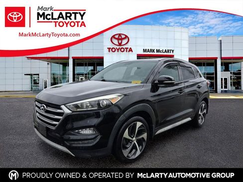 Used 2017 Hyundai Tucson Sport FWD image 1