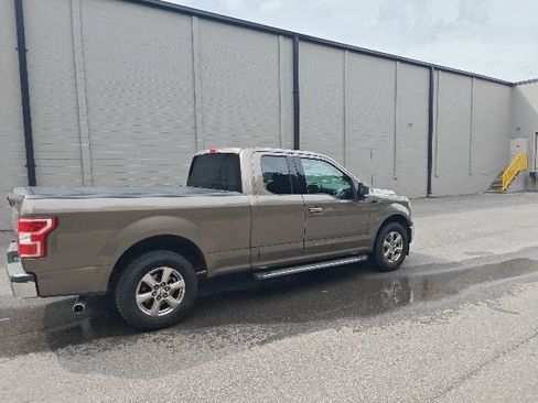Used 2018 Ford F150 XLT w/ Equipment Group 301A Mid RWD image 3