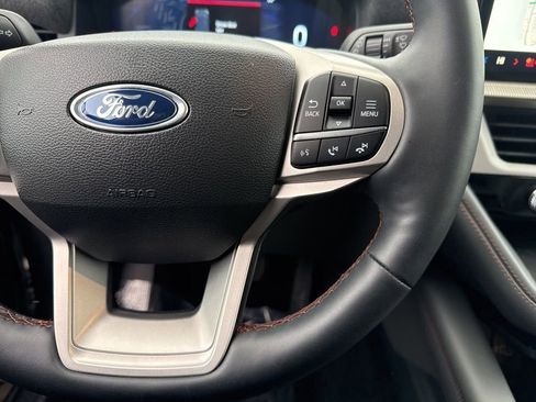 New 2025 Ford Explorer Active w/ Active Comfort Package image 20
