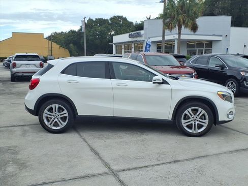 Used 2019 Mercedes-Benz GLA 250 4MATIC image 8