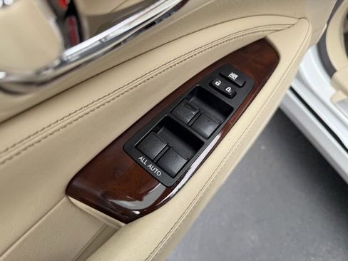 Used 2014 Lexus LS 460 image 25