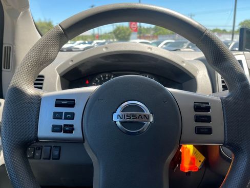Used 2013 Nissan Frontier SV RWD image 44