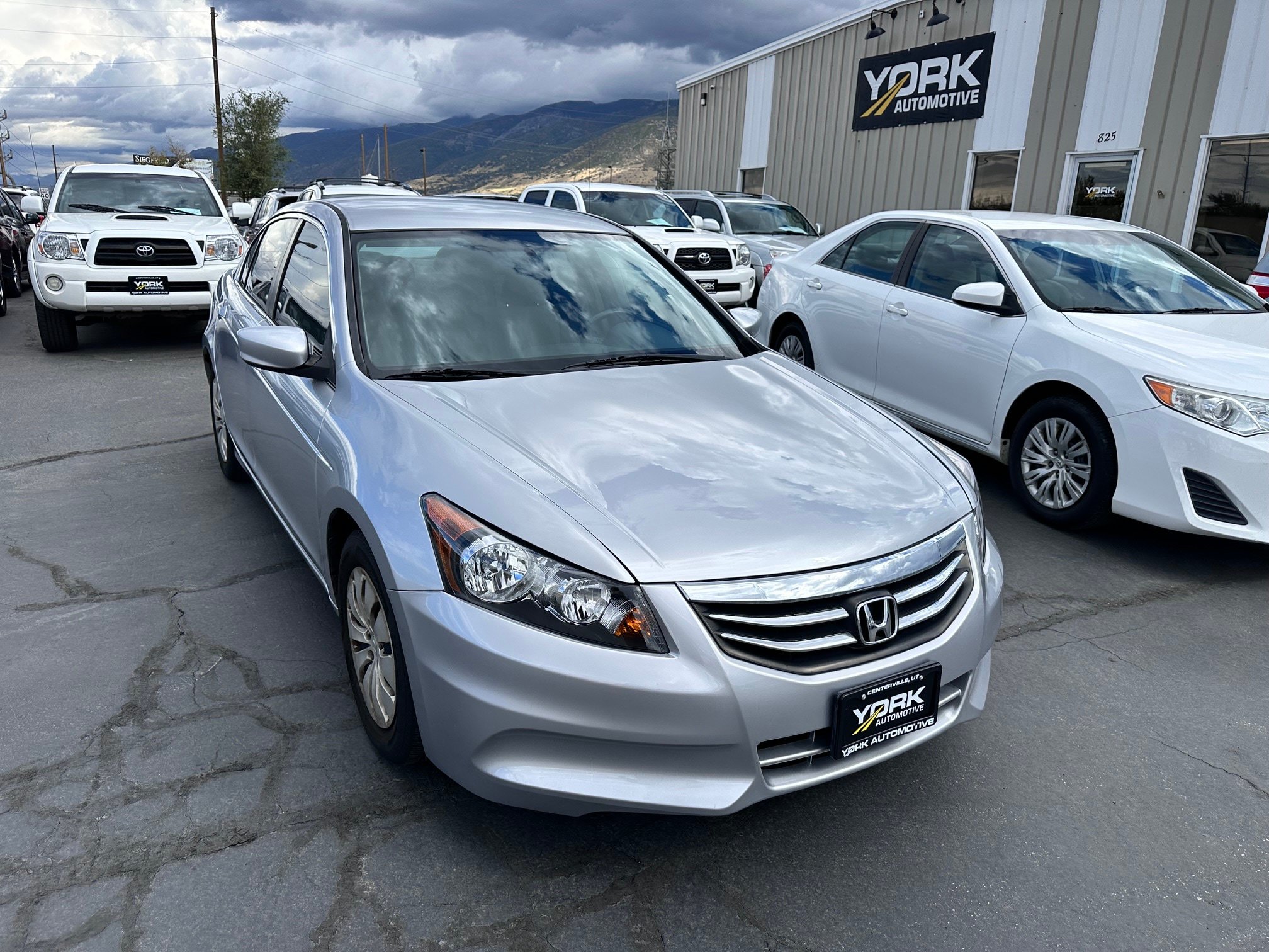 Used 2012 Honda Accord LX image 1