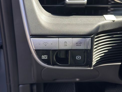 Used 2024 Hyundai Ioniq 5 Limited image 27