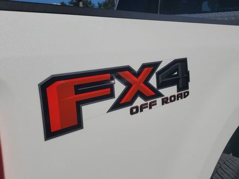 Used 2021 Ford F250 Lariat w/ Lariat Ultimate Package image 6