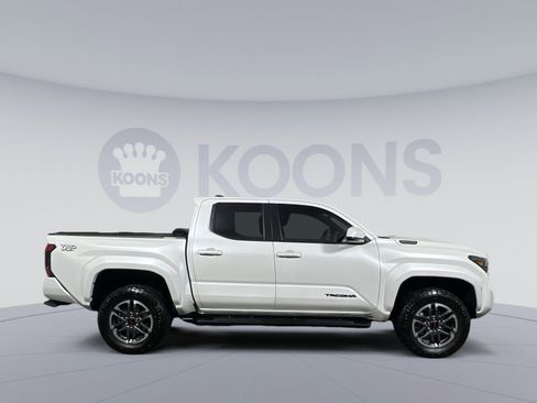 Used 2024 Toyota Tacoma TRD Sport image 8