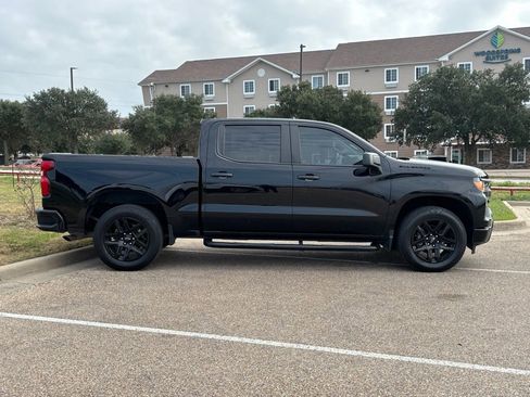 Used 2024 Chevrolet Silverado 1500 Custom w/ LPO, Dark Essentials Package image 4