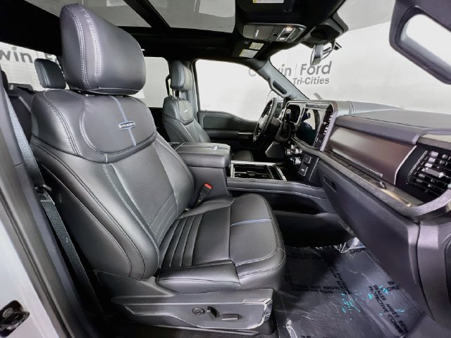 Used 2026 Ford F450 Platinum AWD/4WD image 17