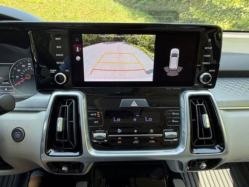 Used 2022 Kia Sorento SX AWD/4WD image 27
