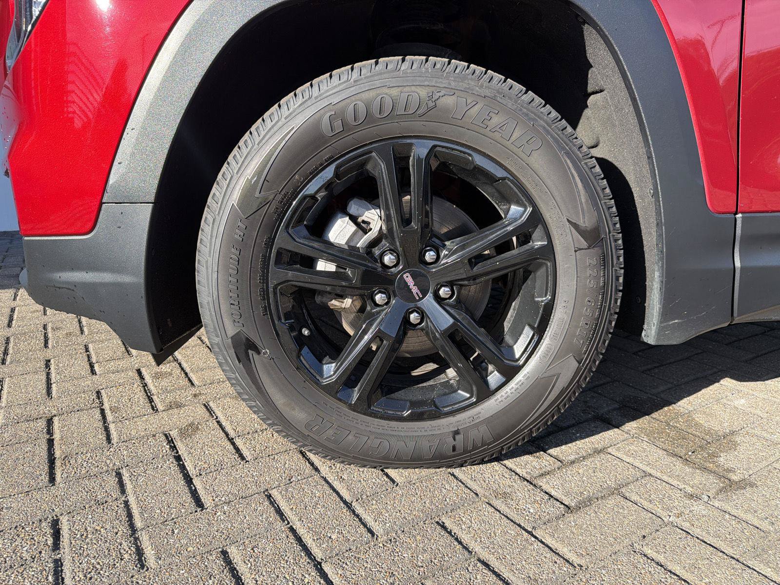 Used 2024 GMC Terrain AT4 w/ Infotainment Package II AWD/4WD image 10