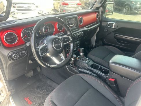 Used 2020 Jeep Wrangler Unlimited Rubicon AWD/4WD image 25