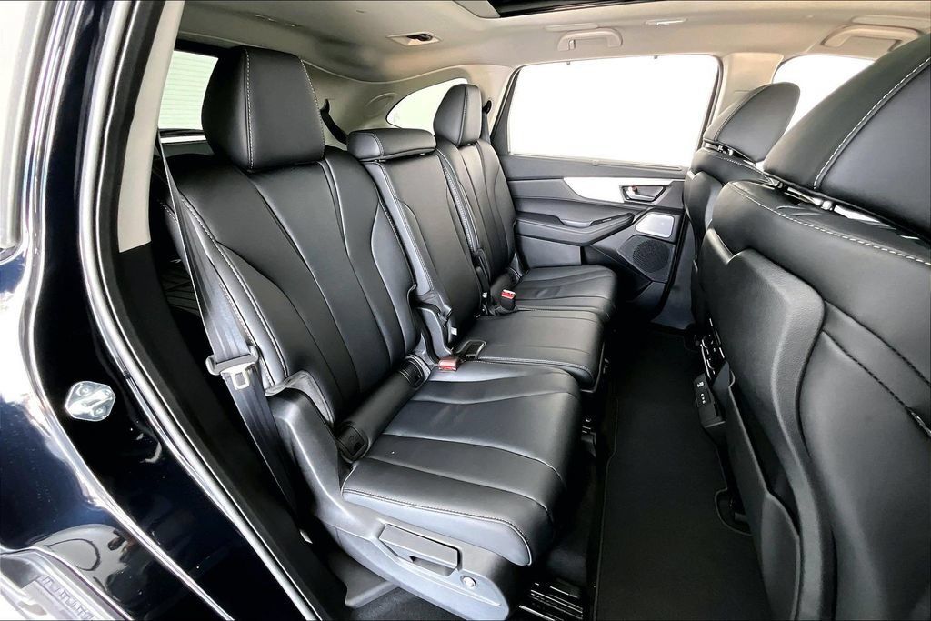 Used 2026 Acura MDX w/ Technology Package FWD image 33