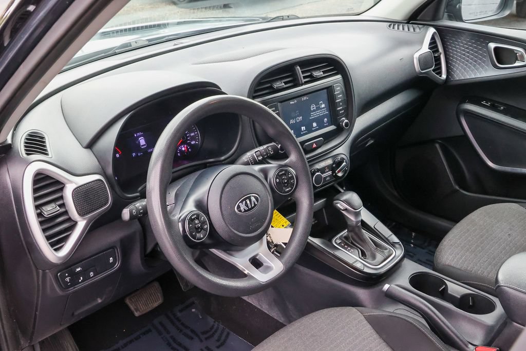 Used 2020 Kia Soul S FWD image 23