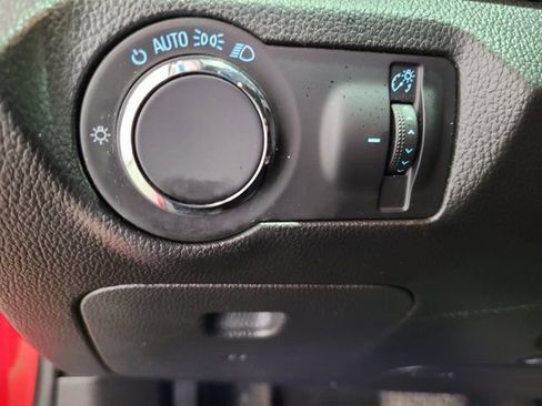 Used 2016 Chevrolet Cruze LT image 32