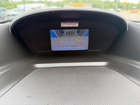 Used 2015 Ford Escape SE FWD image 11