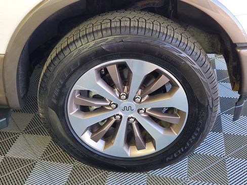 Used 2019 Ford F150 King Ranch AWD/4WD image 9