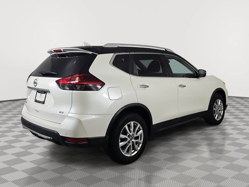 Used 2020 Nissan Rogue SV FWD image 8