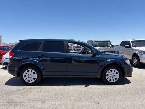 Used 2015 Dodge Journey American Value Package w/ Flexible Seating Group FWD image 2