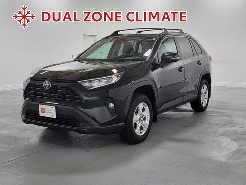 Certified 2021 Toyota RAV4 XLE w/ Convenience Package image 3