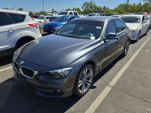 Used 2017 BMW 330i Sedan RWD image 3