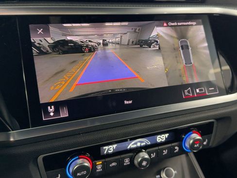 Used 2020 Audi Q3 2.0T Prestige w/ Prestige Package image 25