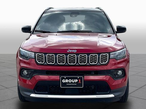 Used 2025 Jeep Compass Limited AWD/4WD image 4