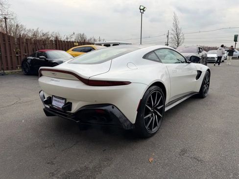 Used 2019 Aston Martin V8 Vantage Coupe image 6