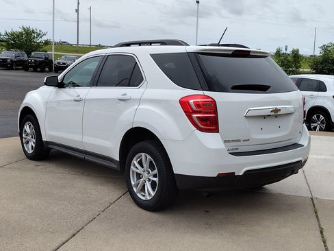 Used 2017 Chevrolet Equinox LT w/ Convenience Package AWD/4WD image 7
