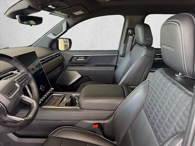 Used 2024 GMC Sierra EV Denali AWD/4WD image 9