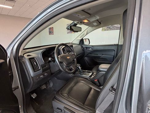 Used 2022 Chevrolet Colorado Z71 image 4