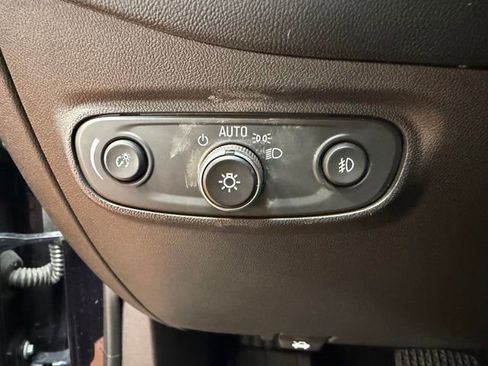 Used 2020 Chevrolet Equinox LT FWD image 20
