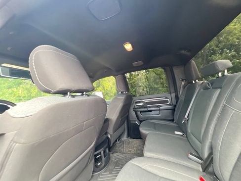 Used 2024 RAM 2500 Big Horn w/ Night Edition AWD/4WD image 20